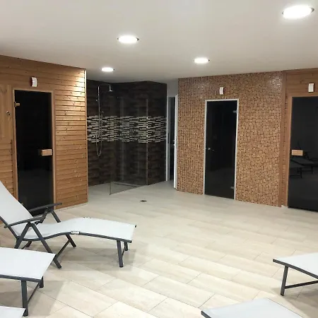 Korona Panzio Alojamento de Acomodação e Pequeno-almoço 3*