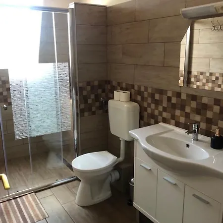 Korona Panzio 3* Fuzerradvany