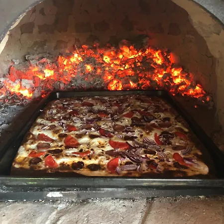 Alojamento de Acomodação e Pequeno-almoço Korona Panzio