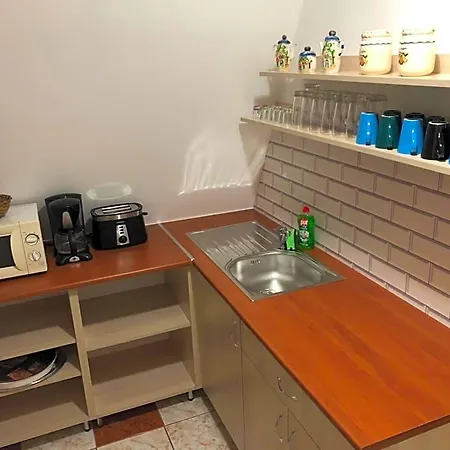 Korona Panzio Oda ve Kahvaltı