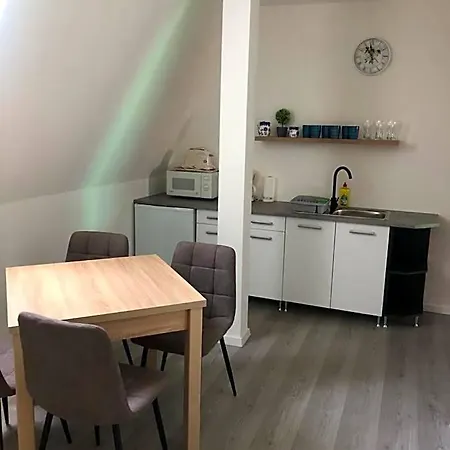 Korona Panzio 3* Fuzerradvany