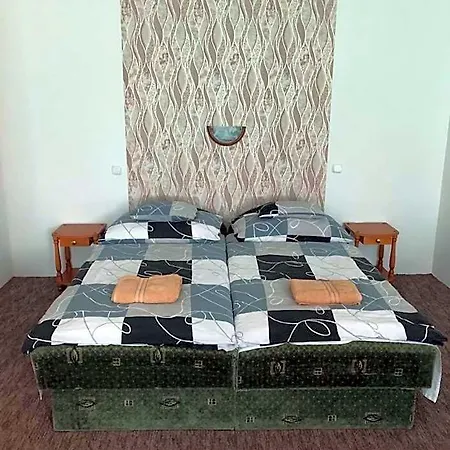 Korona Panzio 3*