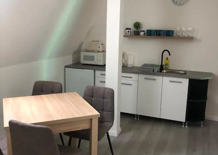 Korona Panzió Fuzerradvany